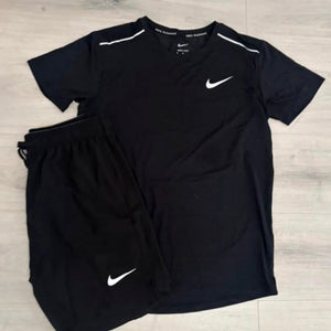 Ensemble Nike Sportswear Noir – T-shirt & Short