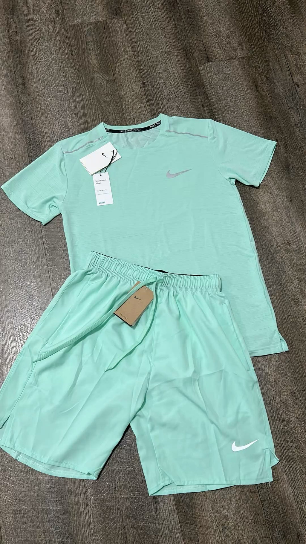 Ensemble Nike Sportswear Vert – T-shirt & Short