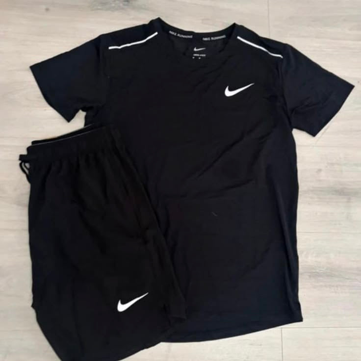 Ensemble Nike Sportswear Noir – T-shirt & Short
